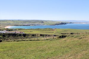 Blick auf die Küste in Nordirland