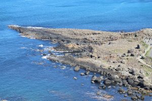 Giant's Causeway aus der Ferne