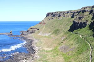 Blick auf die Küste in Nordirland