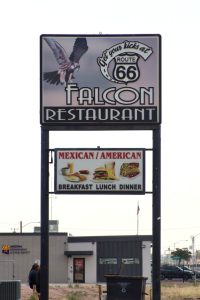 Falcon Restaurant & Lounge Leuchtreklame