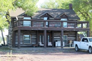 Wagon Wheel Lodge / Winery