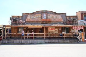 Restaurant und Saloon