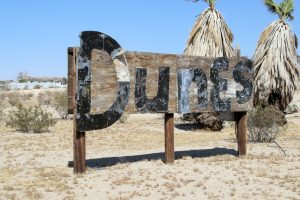 Dunes Motel Werbeschild