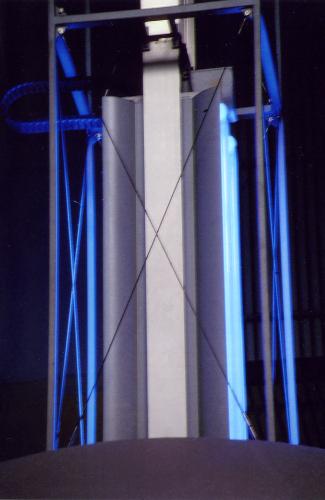 Beleuchtete Aufhängung der Lampen